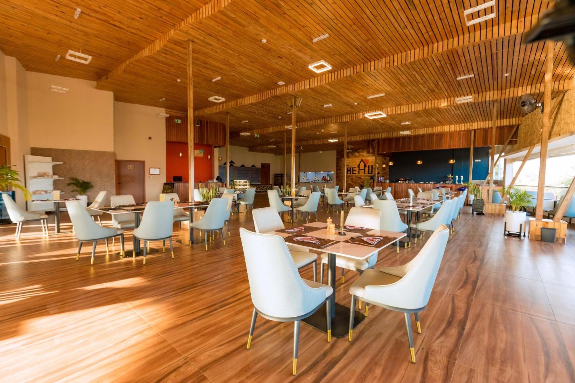 The Hut Restaurant & Boutique Hotel Kigali Exterior photo