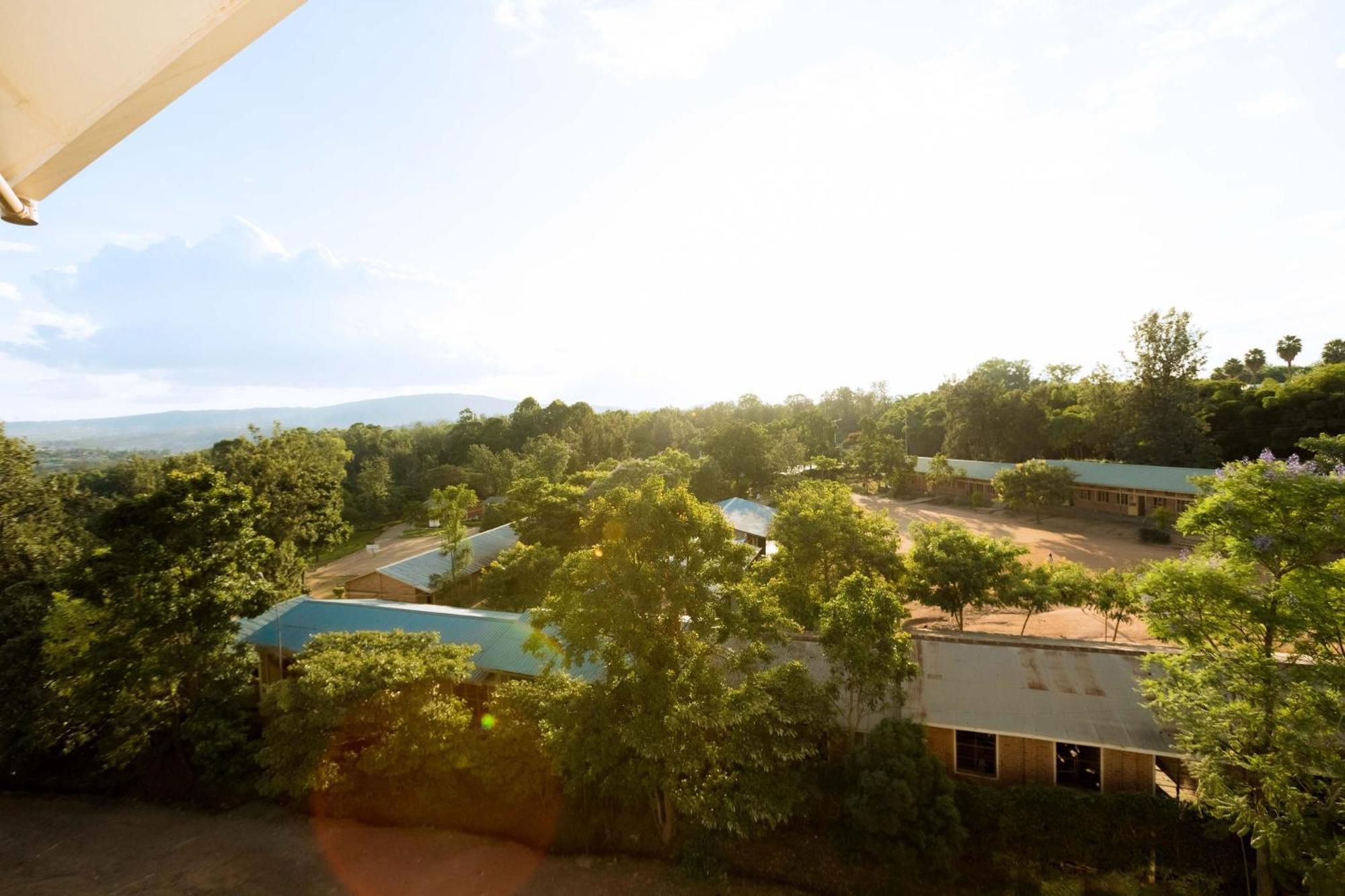 The Hut Restaurant & Boutique Hotel Kigali Exterior photo